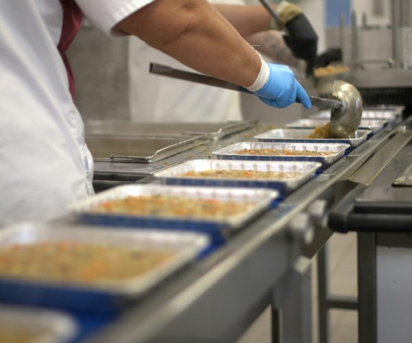 holzke-menu-essen-auf-radern-69xMOSSOgLI-unsplash